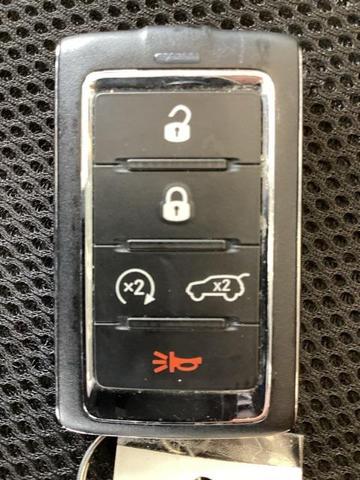 Photo of 2021 Silver Zynith Jeep Grand Cherokee L