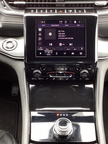 Photo of 2021 Silver Zynith Jeep Grand Cherokee L