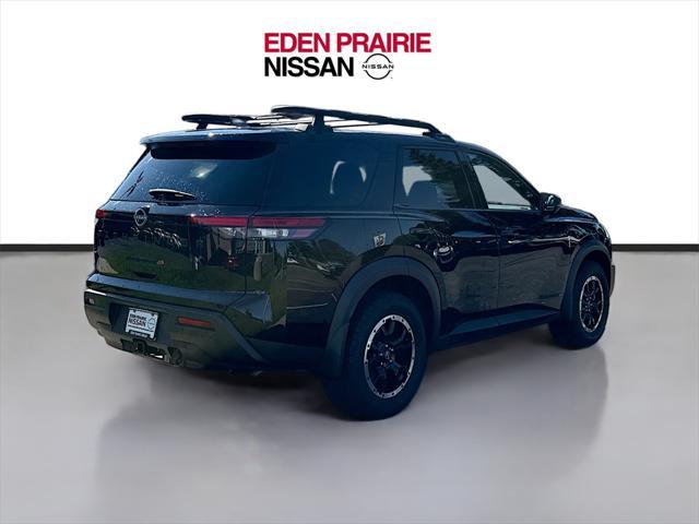 Photo of 2023 Super Black Nissan Pathfinder