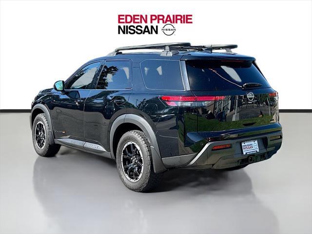 Photo of 2023 Super Black Nissan Pathfinder