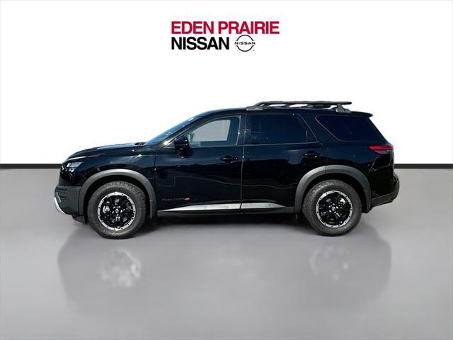 Photo of 2023 Super Black Nissan Pathfinder