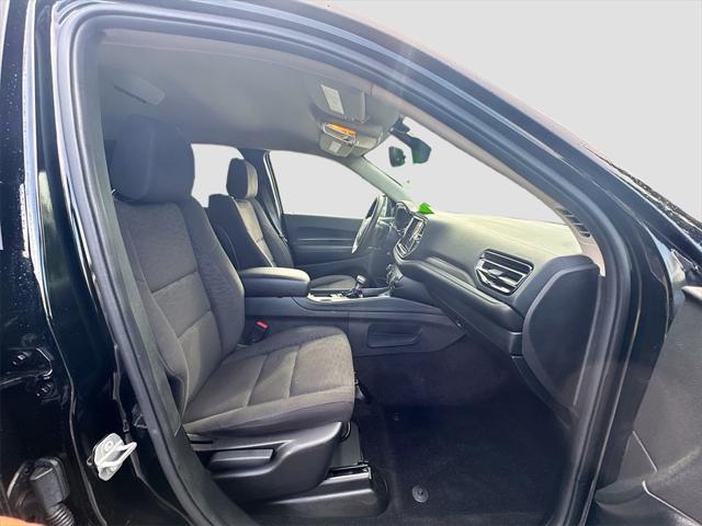 Photo of 2022 DB Black Crystal Clearcoat Dodge Durango