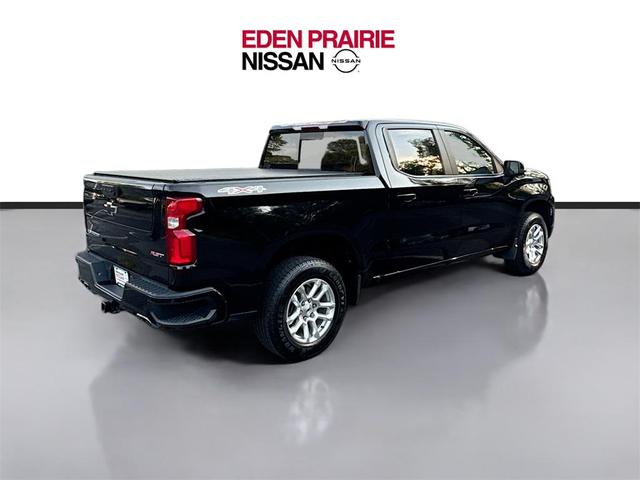 Photo of 2022 Black Chevrolet Silverado 1500