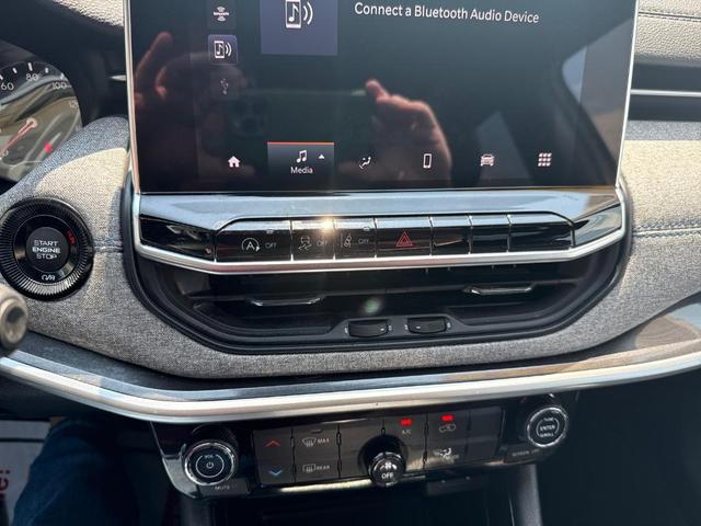 Photo of 2024 Silver Jeep Compass