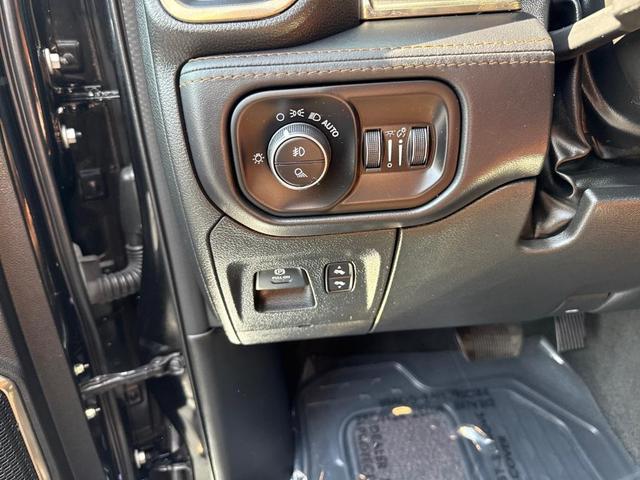 Photo of 2023 Diamond Black RAM 1500