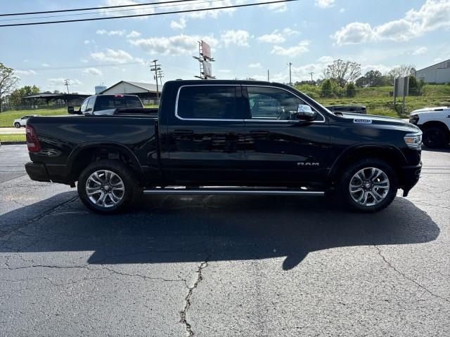 Photo of 2023 Diamond Black RAM 1500