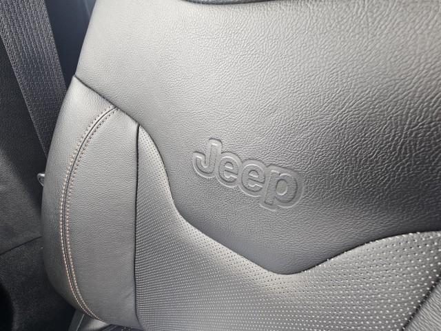 Photo of 2022 Silver Jeep Compass