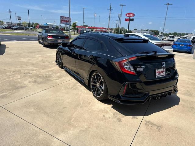 Photo of 2021 Black Honda Civic
