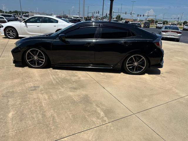 Photo of 2021 Black Honda Civic