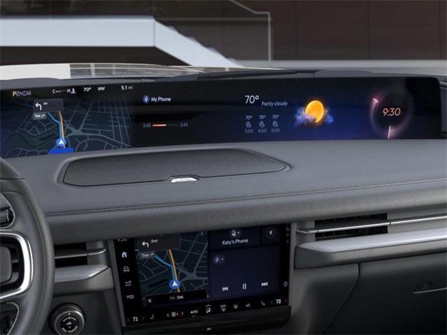 Photo of 2025 Infinite Black Metallic Lincoln Navigator
