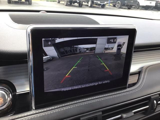 Photo of 2022 Metallic Lincoln Corsair
