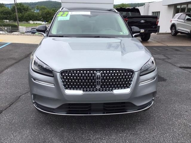 Photo of 2022 Silver Radiance Metallic Lincoln Corsair
