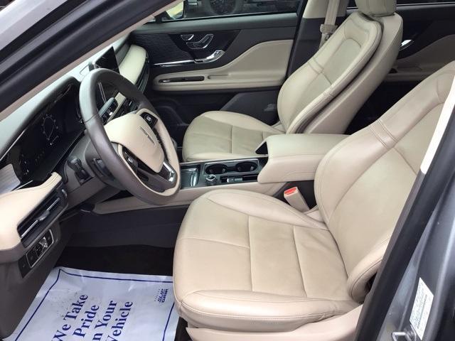 Photo of 2022 Silver Radiance Metallic Lincoln Corsair