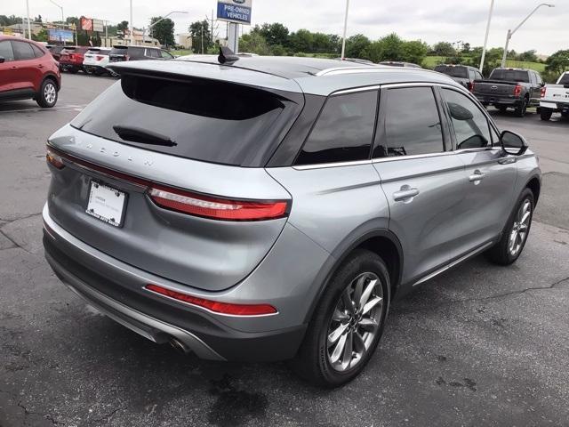 Photo of 2022 Silver Radiance Metallic Lincoln Corsair