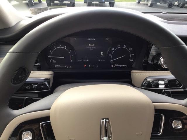 Photo of 2022 Pristine White Lincoln Corsair