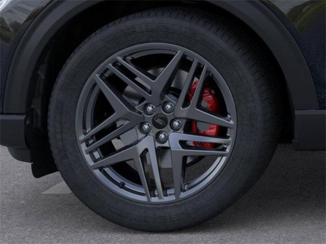 Photo of 2025 Agate Black Metallic Ford Explorer