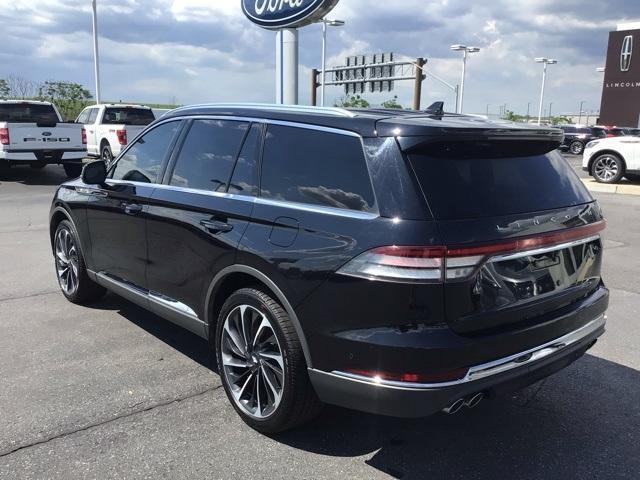 Photo of 2020 Infinite Black Metallic Lincoln Aviator
