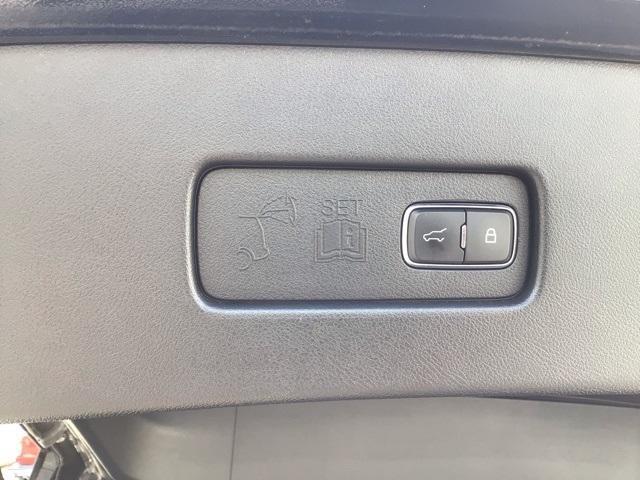 Photo of 2020 Infinite Black Metallic Lincoln Aviator