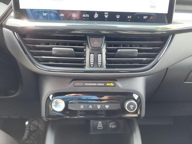 Photo of 2024 Star White Ford Escape