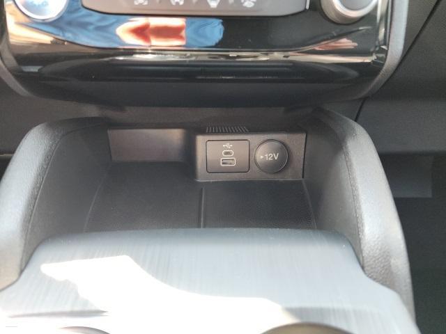 Photo of 2024 Star White Ford Escape