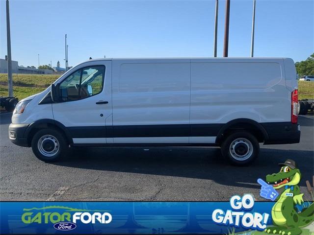 Photo of 2025 Oxford White Ford Transit-150