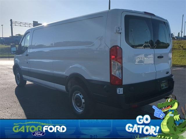 Photo of 2025 Oxford White Ford Transit-150