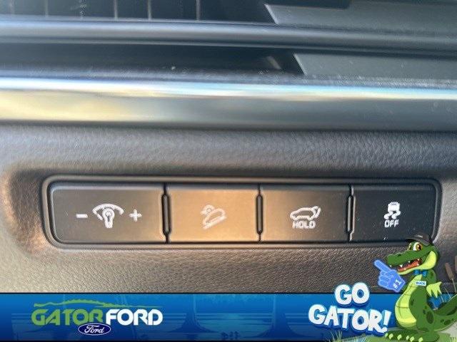 Photo of 2023 Ebony Black Kia Telluride