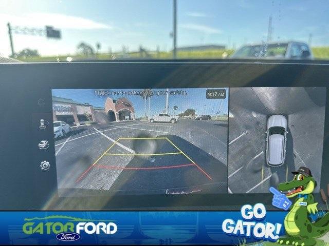 Photo of 2023 Ebony Black Kia Telluride
