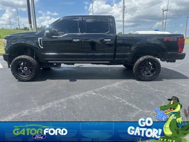 Photo of 2022 Agate Black Metallic Ford F-350