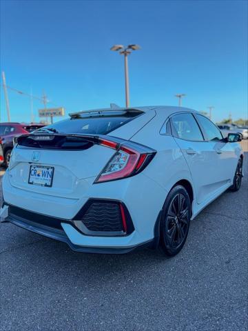 Photo of 2017 White Honda Civic