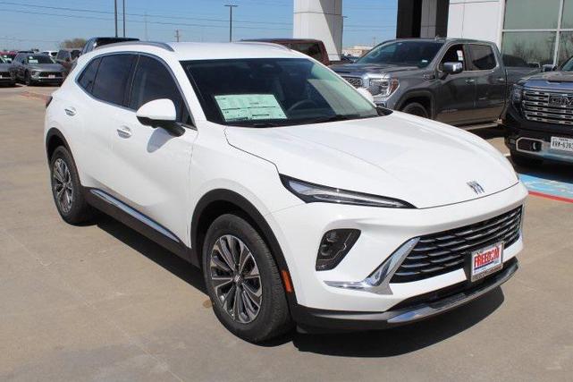 Photo of 2025 Summit White Buick Envision