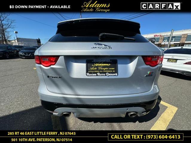 Photo of 2017 Silver Jaguar F-PACE