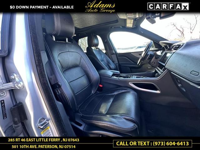 Photo of 2017 Silver Jaguar F-PACE