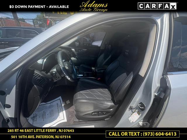 Photo of 2010 Black Obsidian INFINITI FX35