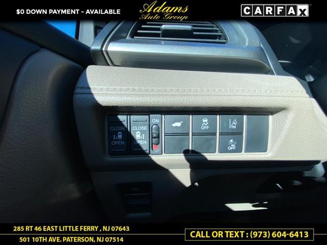 Photo of 2018 White Diamond Pearl Honda Odyssey