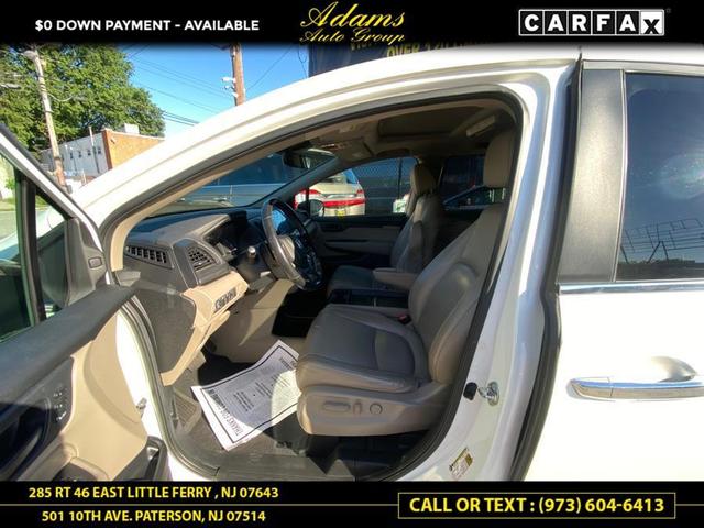 Photo of 2018 White Diamond Pearl Honda Odyssey