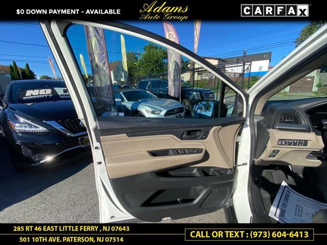 Photo of 2018 White Diamond Pearl Honda Odyssey