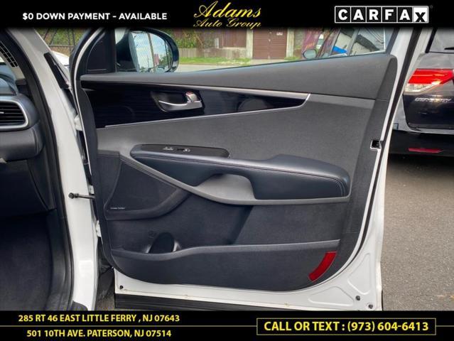 Photo of 2019 Snow White Pearl Kia Sorento