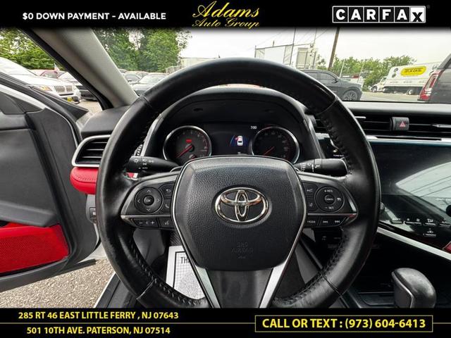 Photo of 2019 white Toyota Camry
