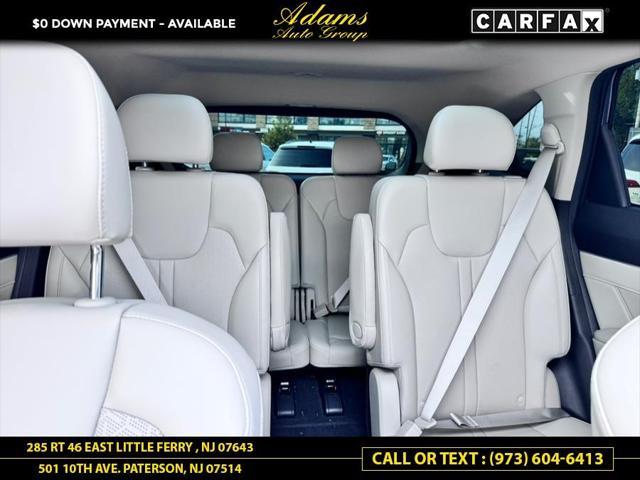 Photo of 2022 Wolf Gray Kia Sorento