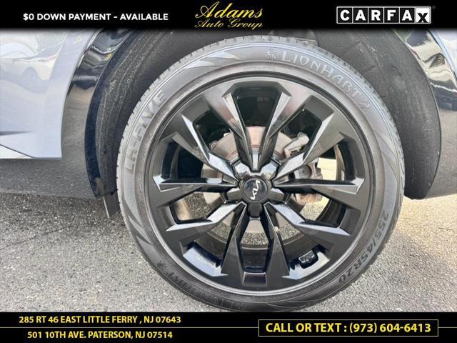 Photo of 2022 Wolf Gray Kia Sorento