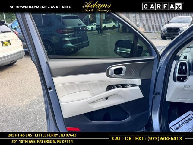 Photo of 2022 Wolf Gray Kia Sorento
