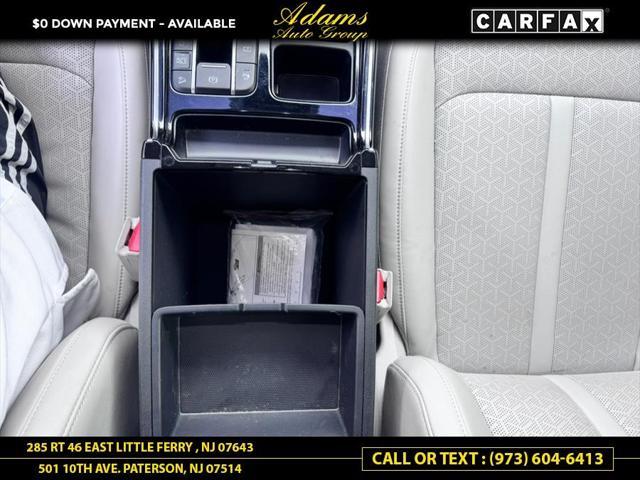 Photo of 2022 Wolf Gray Kia Sorento
