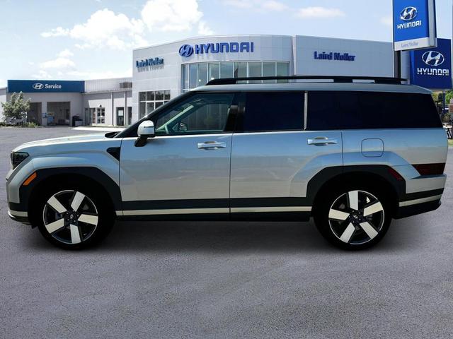 Photo of 2025 Silver Hyundai SANTA FE HEV