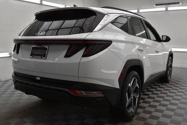 Photo of 2024 White Pearl Hyundai TUCSON