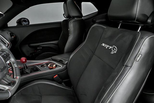 Photo of 2018 Octane Red Pearlcoat Dodge Challenger