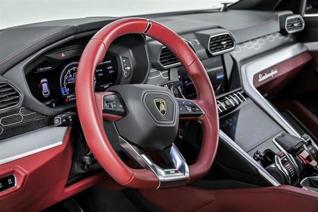 Photo of 2019 Grigio Lynx Metallic Lamborghini Urus