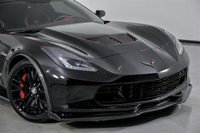 Photo of 2015 Black Chevrolet Corvette