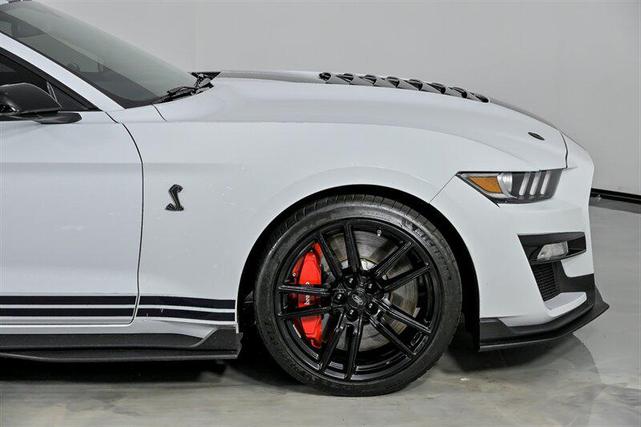 Photo of 2021 Oxford White Ford Shelby GT500