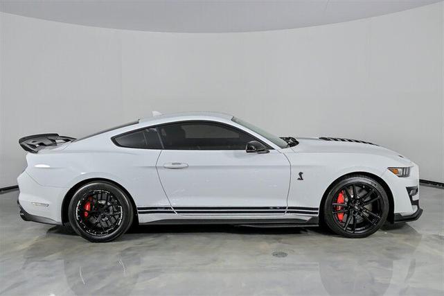 Photo of 2021 Oxford White Ford Shelby GT500